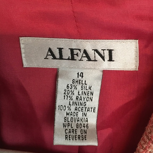 Alfani Women's Textured Coral Blazer - Picture 2 of 4